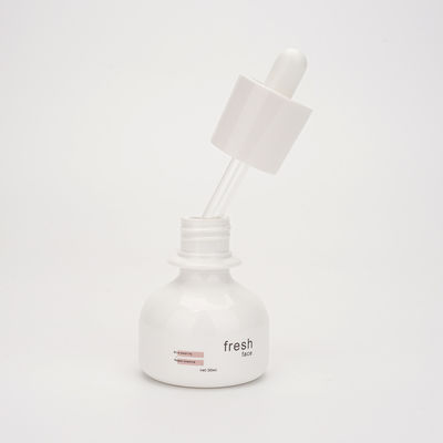 Die leeren Plastiktropfflaschen 50ml, die leichte Farbe verpacken, fertigten besonders an
